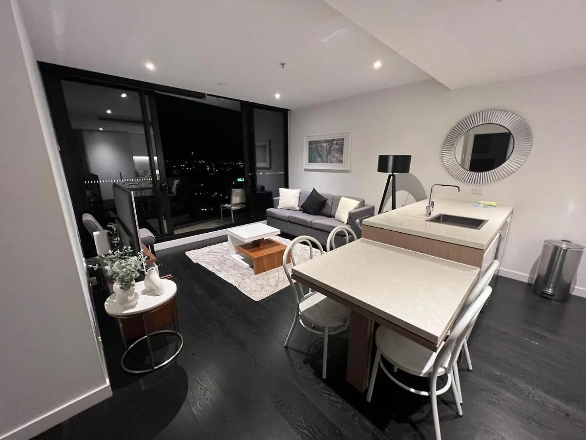 בריסביין Entire Flat W Infinity Pool And 5M Walk To Fort Valley Station אוסטרליה