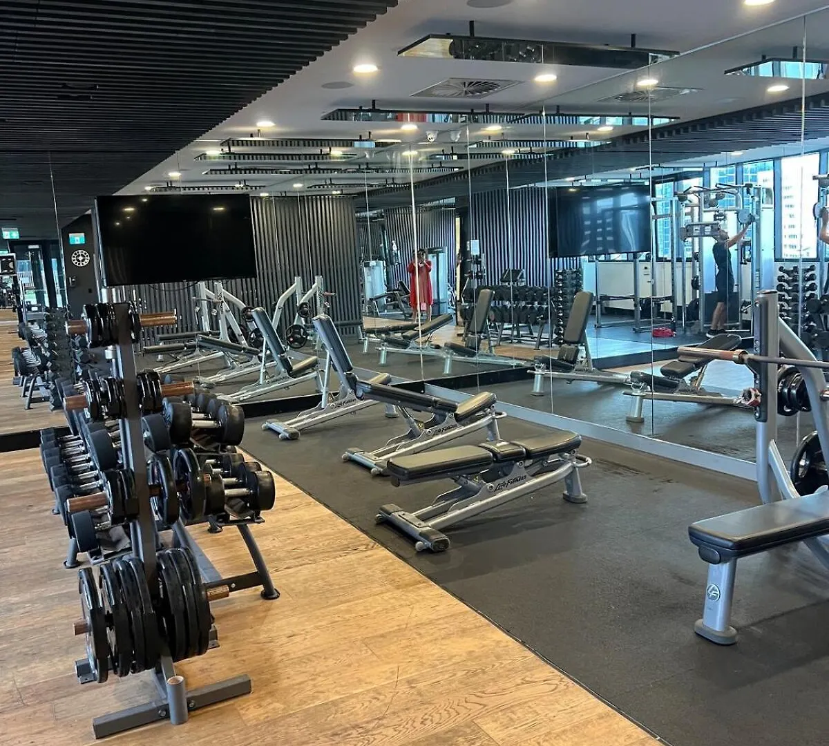 דירה בריסביין Entire Flat W Infinity Pool And 5M Walk To Fort Valley Station אוסטרליה